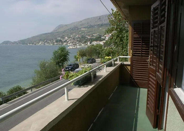 By The Sea Mali Rat *